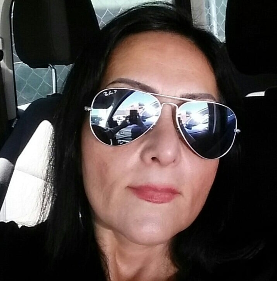 Meet your Posher, Patsy - Picture 1 of 1